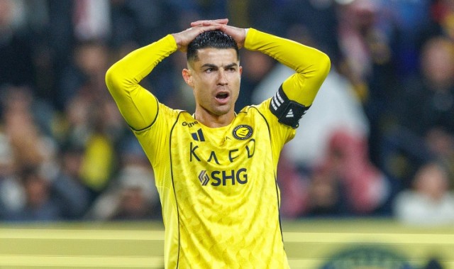 开云中国-记者：C罗能否出战下一场比赛成疑，医疗团队每日监测其肌肉情况