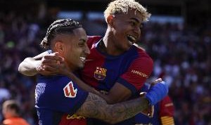 kaiyun-世体：拉菲尼亚&amp;费兰是亚马尔的顶级搭档 三叉戟展现良好化学反应