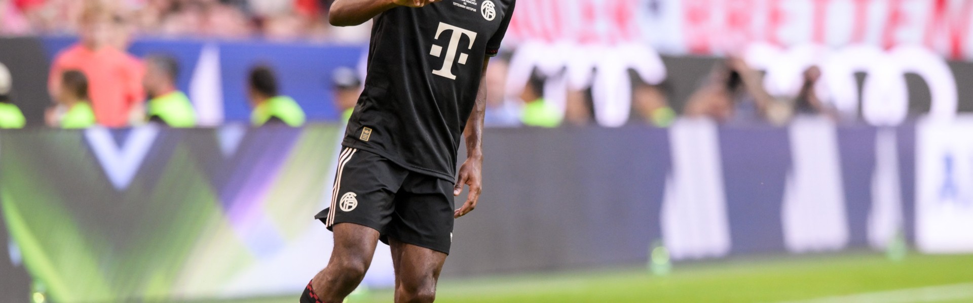 拜仁拒绝3000万欧报价 坚持科曼转会费需大幅提升